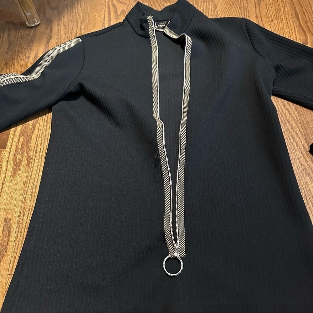 Vintage Howard Wolfe Zippered Top - Picture 7 of 14